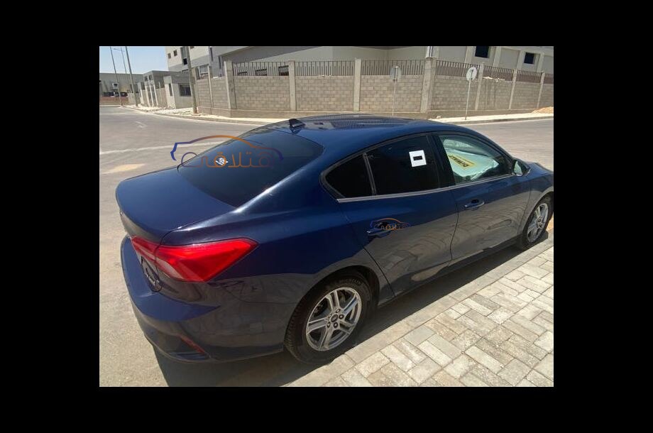 Focus Ford Dark blue