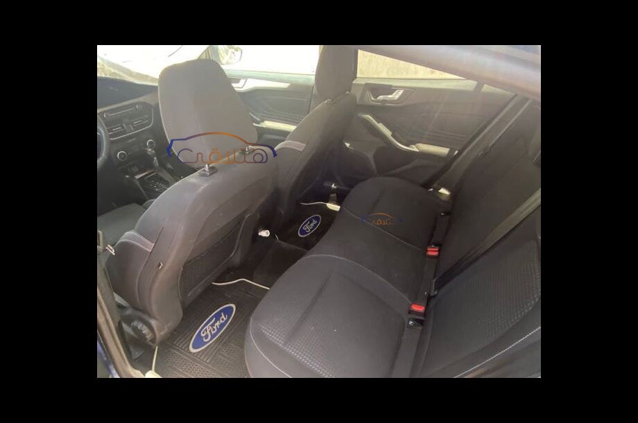 Focus Ford Dark blue