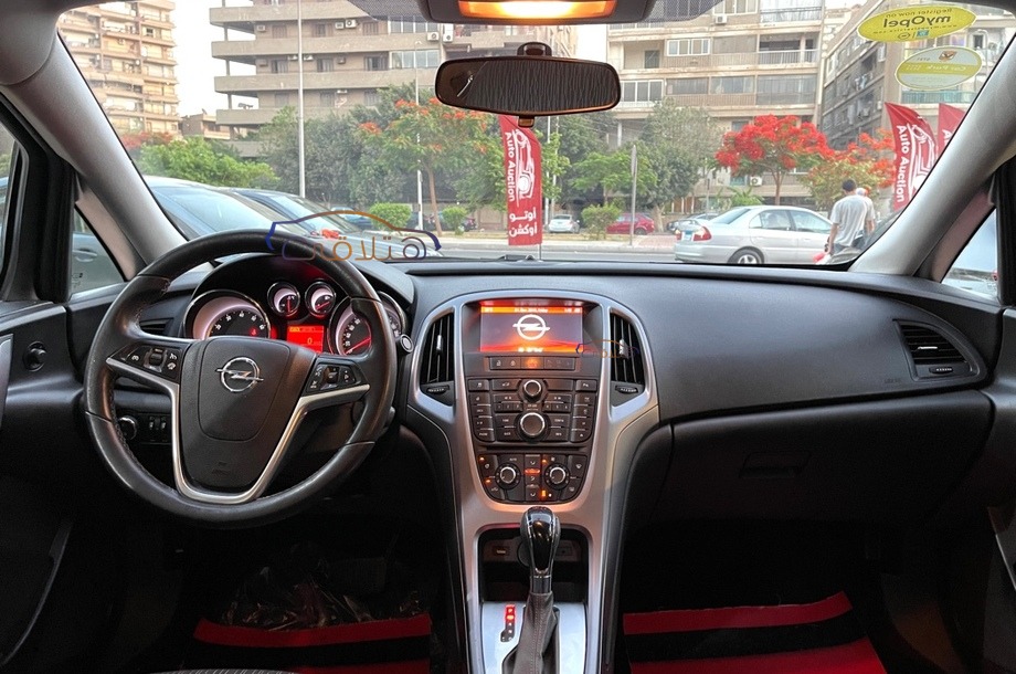Astra Opel 2005 Maadi Silver 6752470 - Car For Sale : Hatla2ee