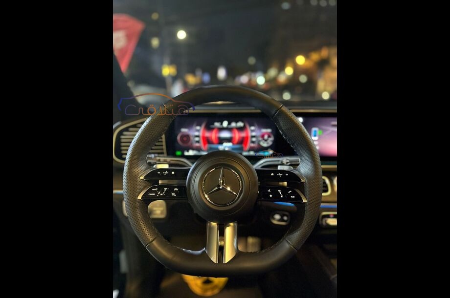 GLS Mercedes Black