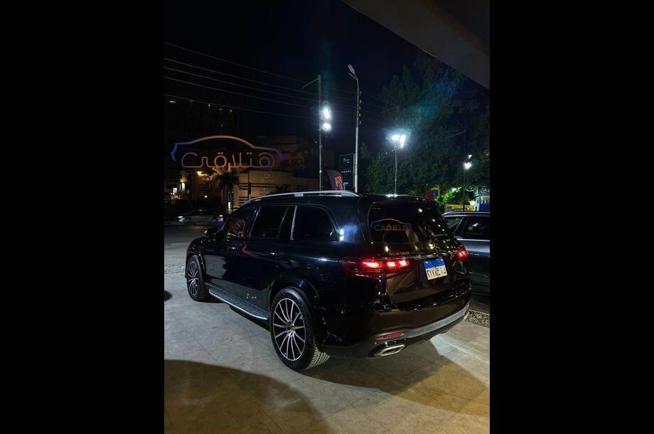 GLS Mercedes Black