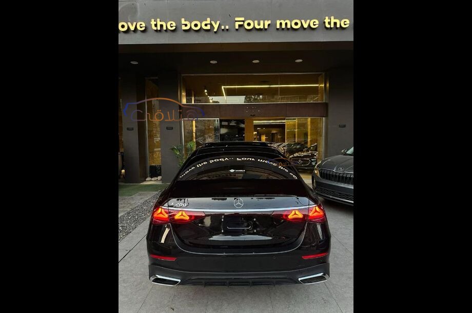 E 200 Mercedes Black