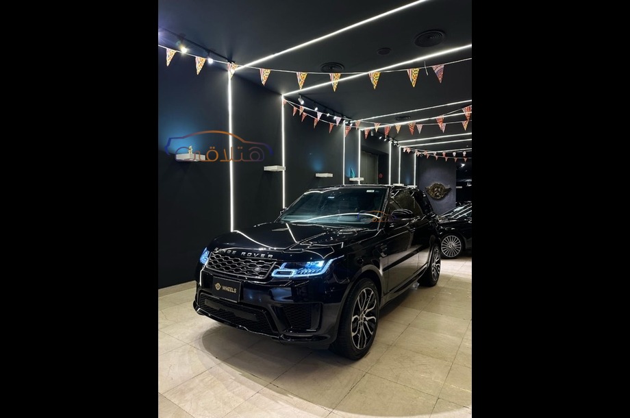 Sport Land Rover أسود