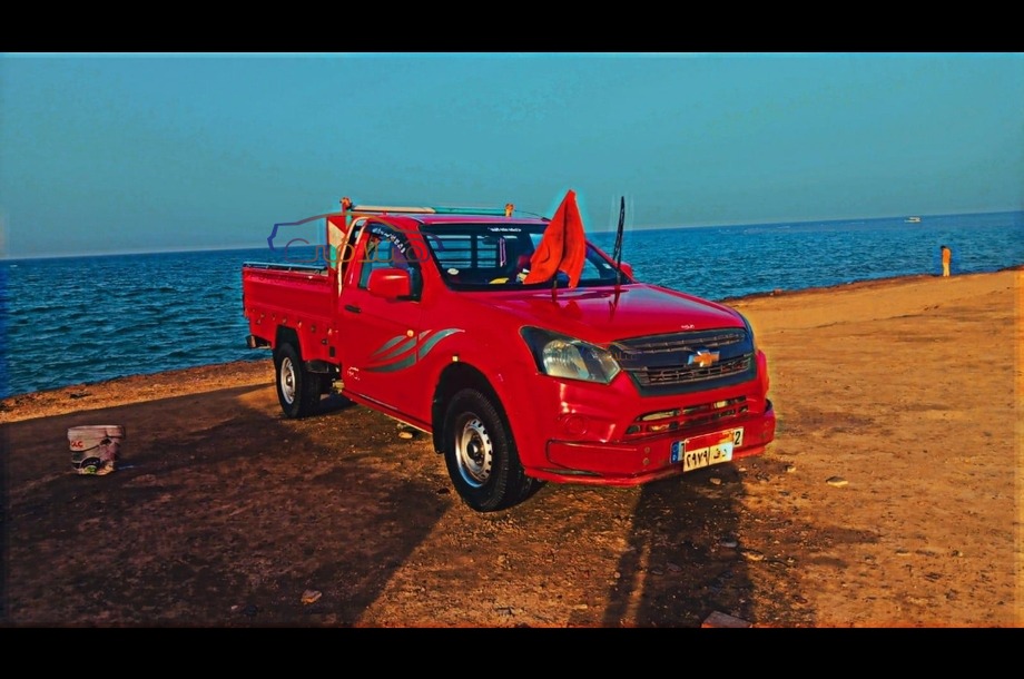 T-Series Chevrolet احمر