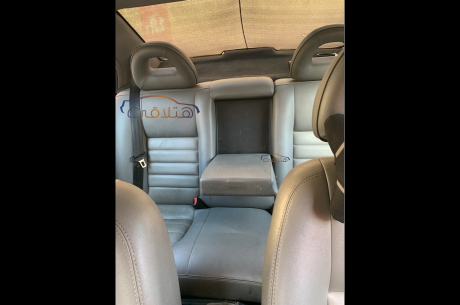 Bora Volkswagen فضي