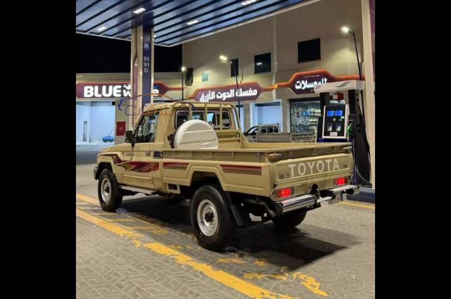 Land Cruiser Toyota Mocha