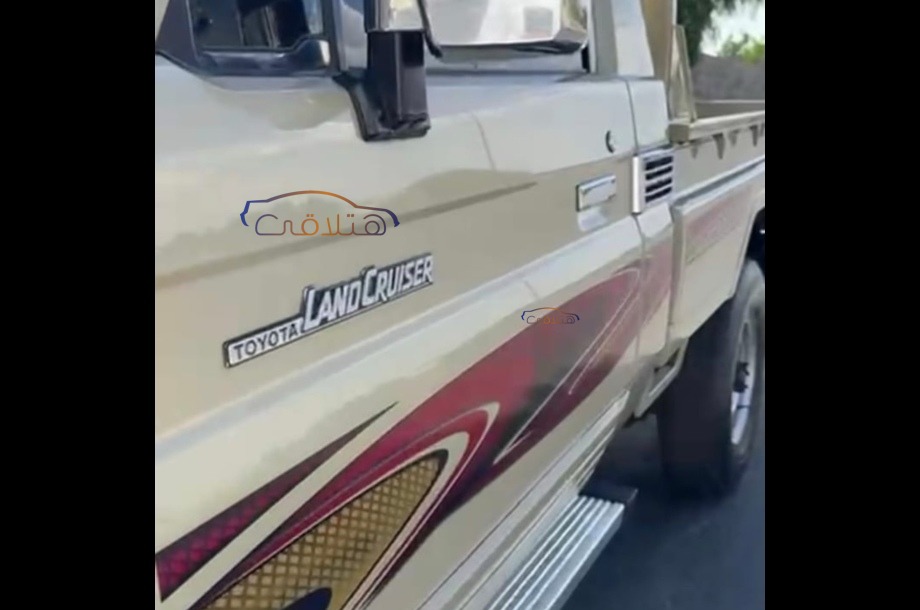 Land Cruiser Toyota Mocha