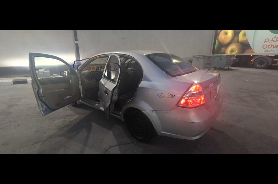 Aveo Chevrolet Silver