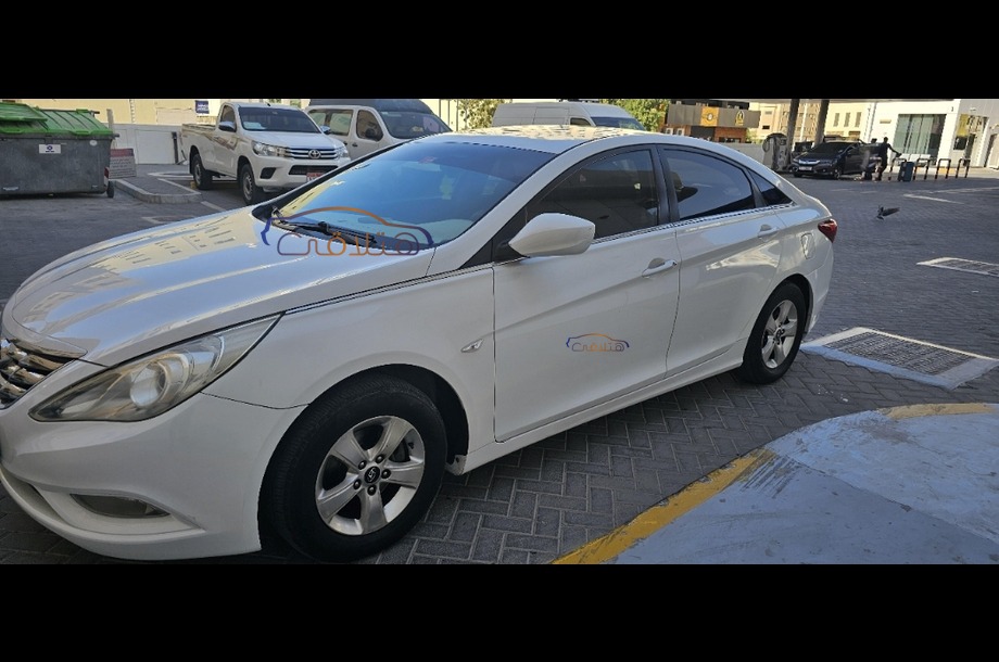Sonata Hyundai White