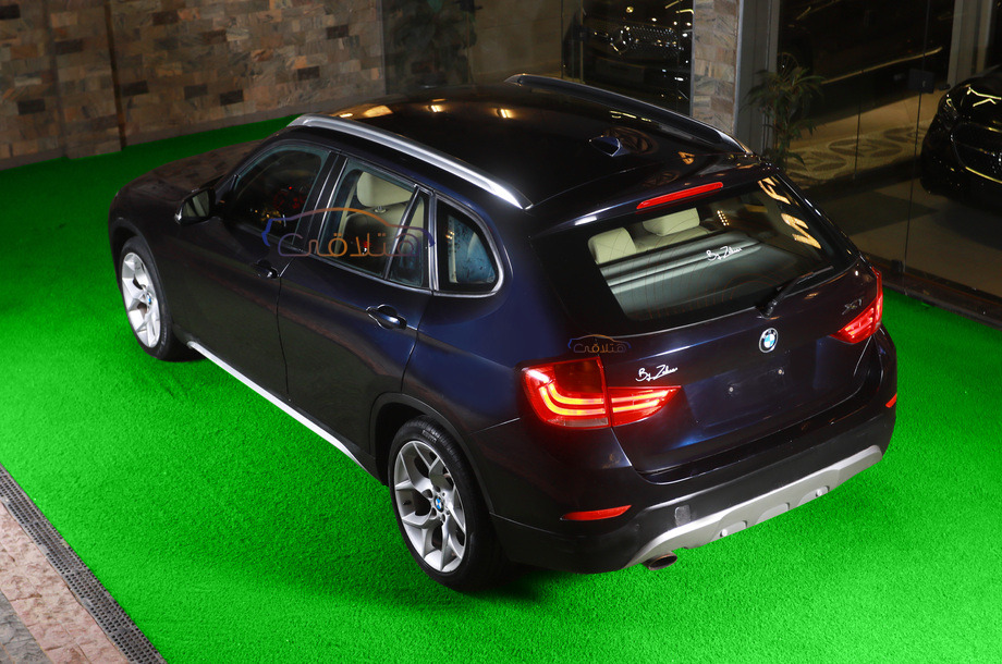 X1 BMW Dark blue