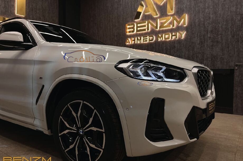 X4 BMW White