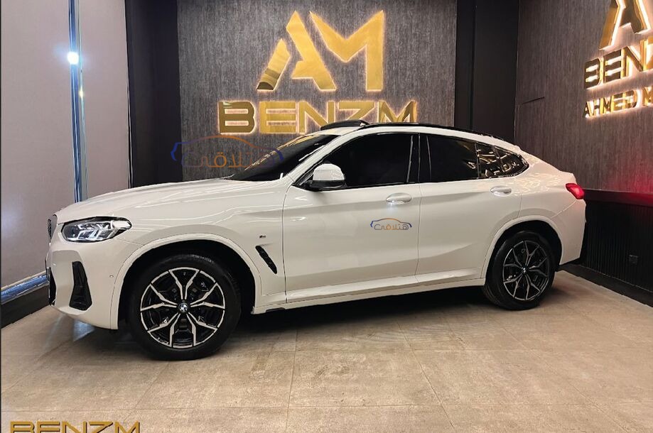 X4 BMW White