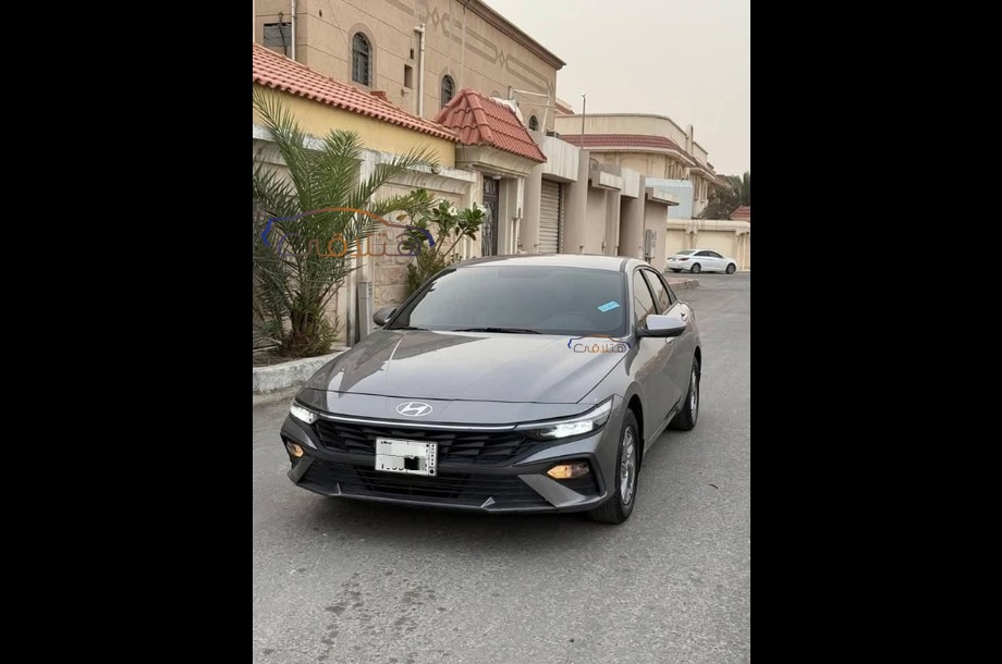 Elantra Hyundai Gray