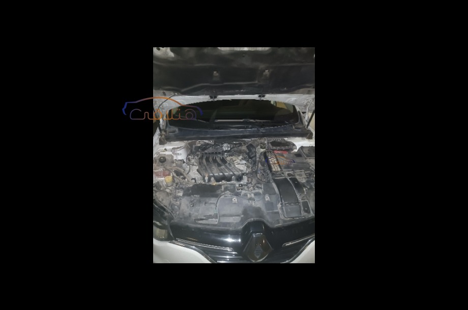 Megane Renault أبيض