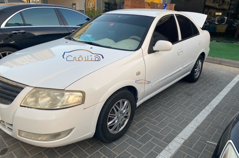 Sunny Nissan White