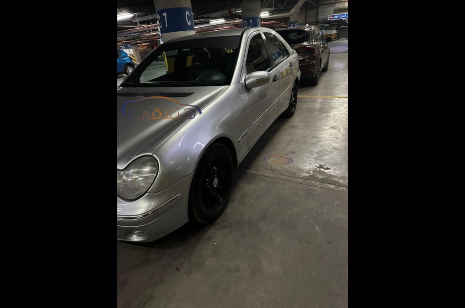 180 Mercedes 2004 Cairo Silver 6989557 - Car for sale : Hatla2ee