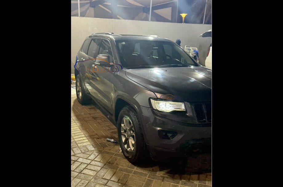 Grand Cherokee Jeep Brown