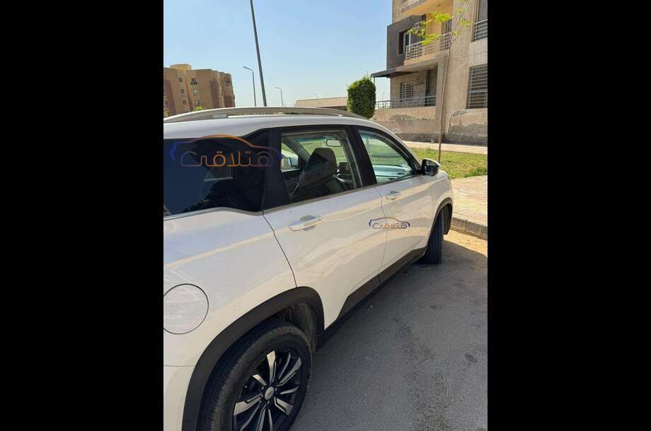 Captiva Chevrolet أبيض