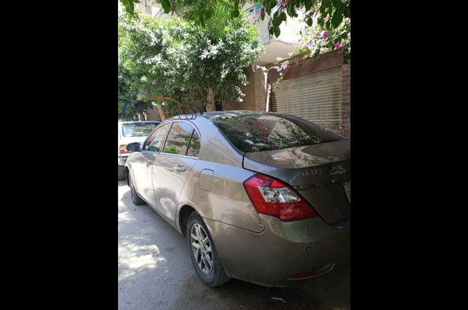 Emgrand 7 Geely برونزي