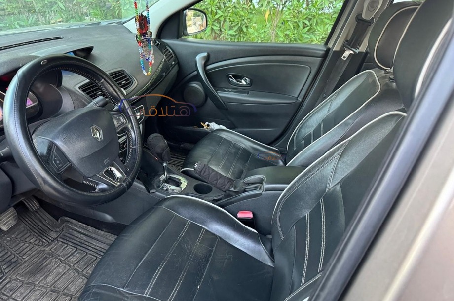 Fluence Renault برونزي