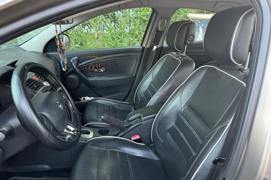 Fluence Renault برونزي