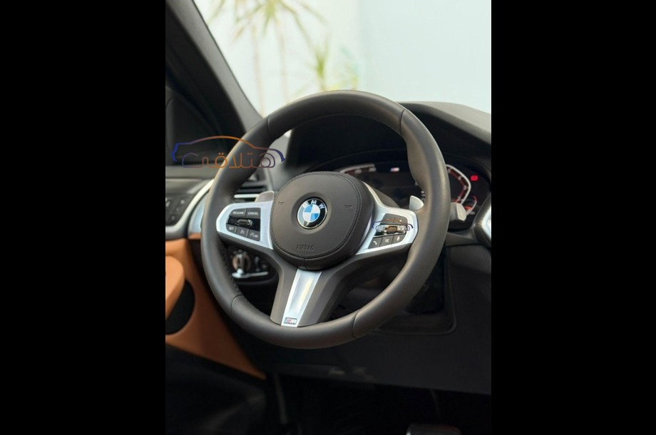 X4 BMW أسود