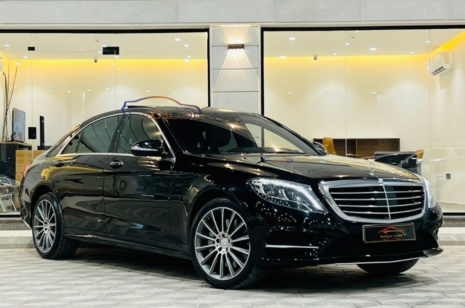 S 400 Mercedes Black