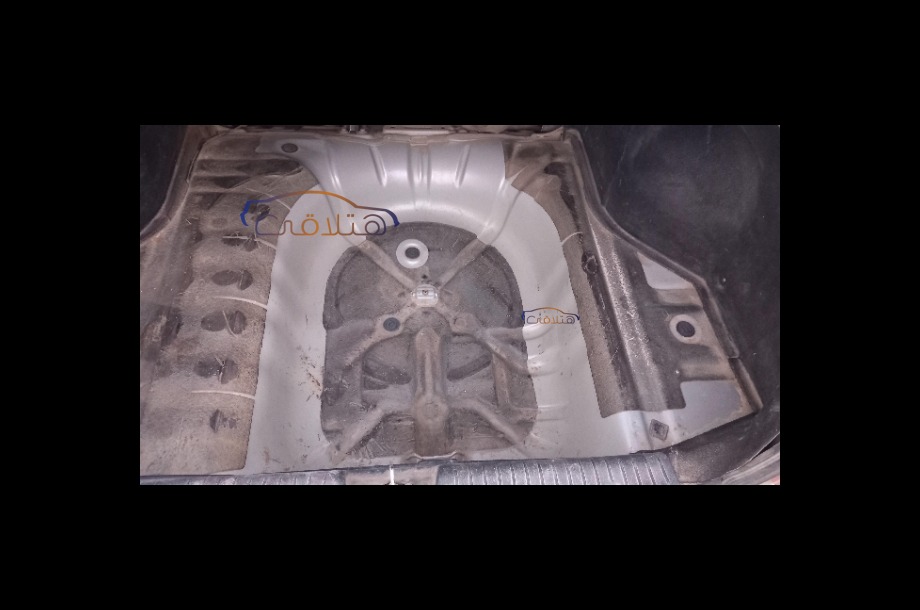 Optra Chevrolet فضي