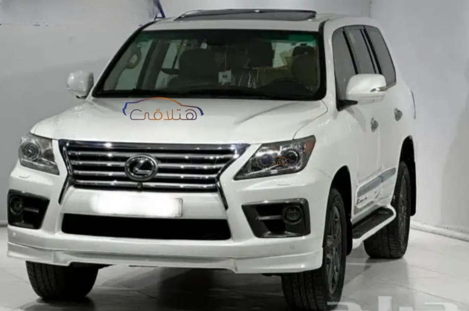 LX 570 Lexus White