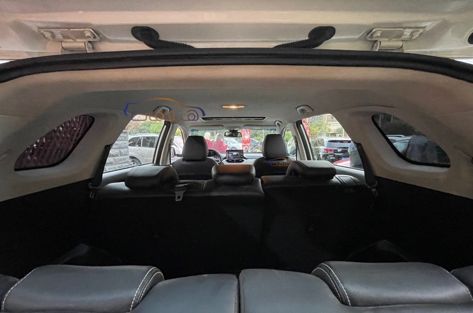 Captiva Chevrolet أبيض