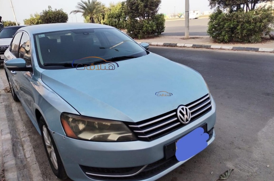 Passat Volkswagen Cyan