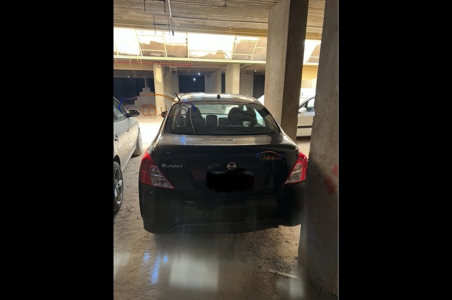 Sunny Nissan Black