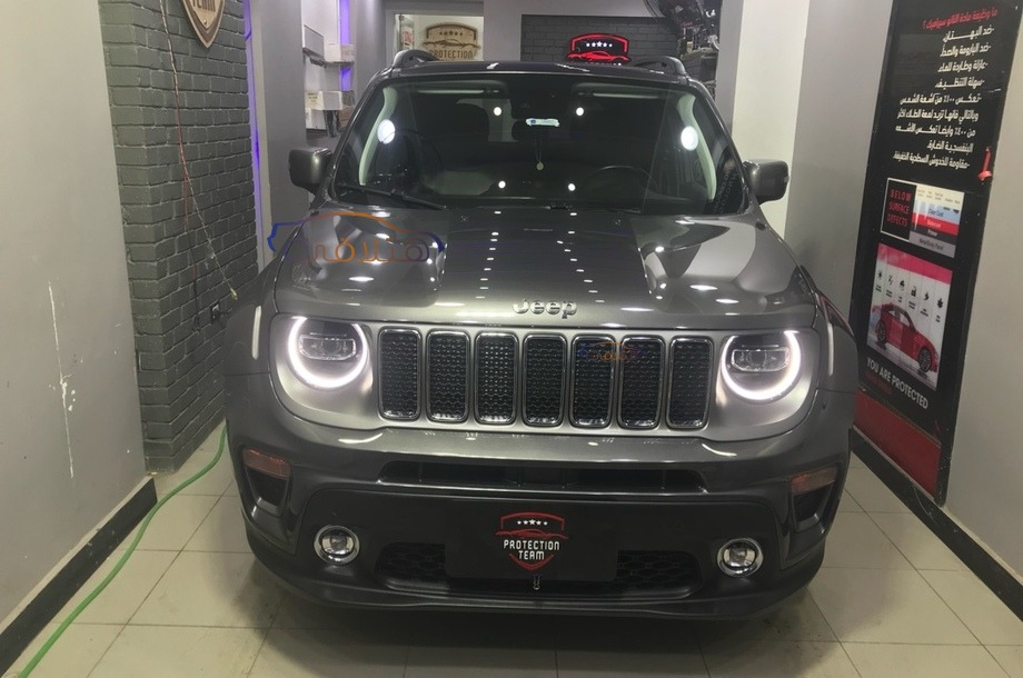 Renegade Jeep Gray
