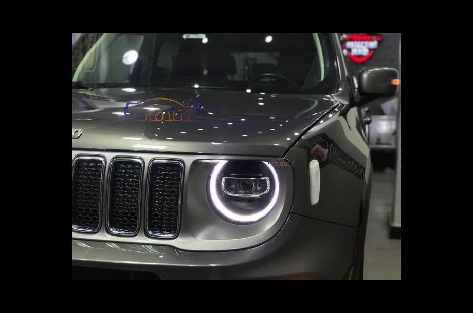Renegade Jeep Gray
