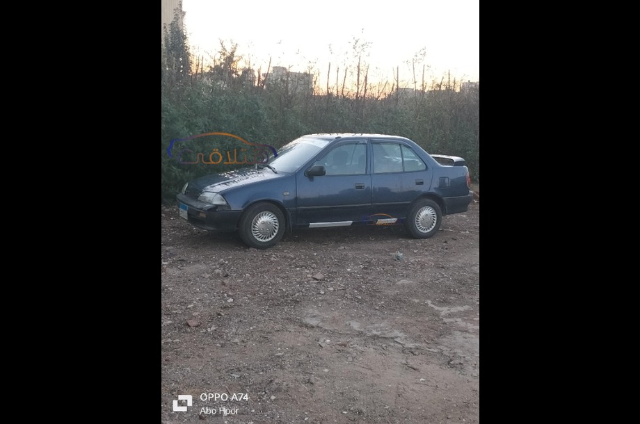Swift Suzuki أزرق