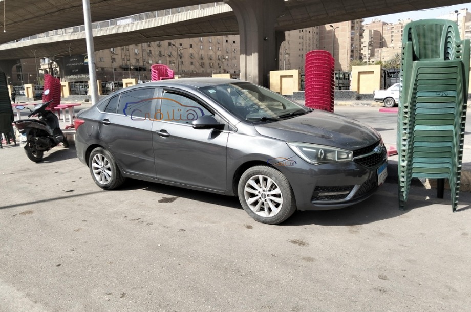 Arrizo 5 Chery فضي