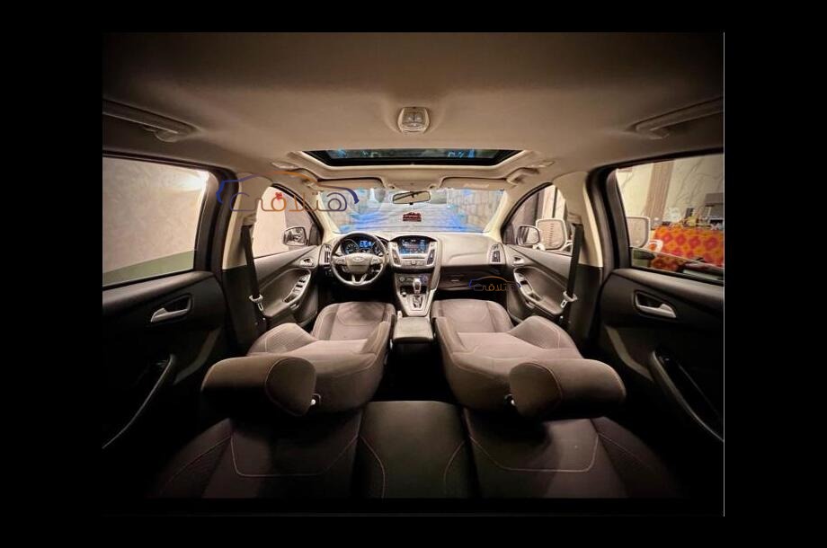 Focus Ford Dark blue