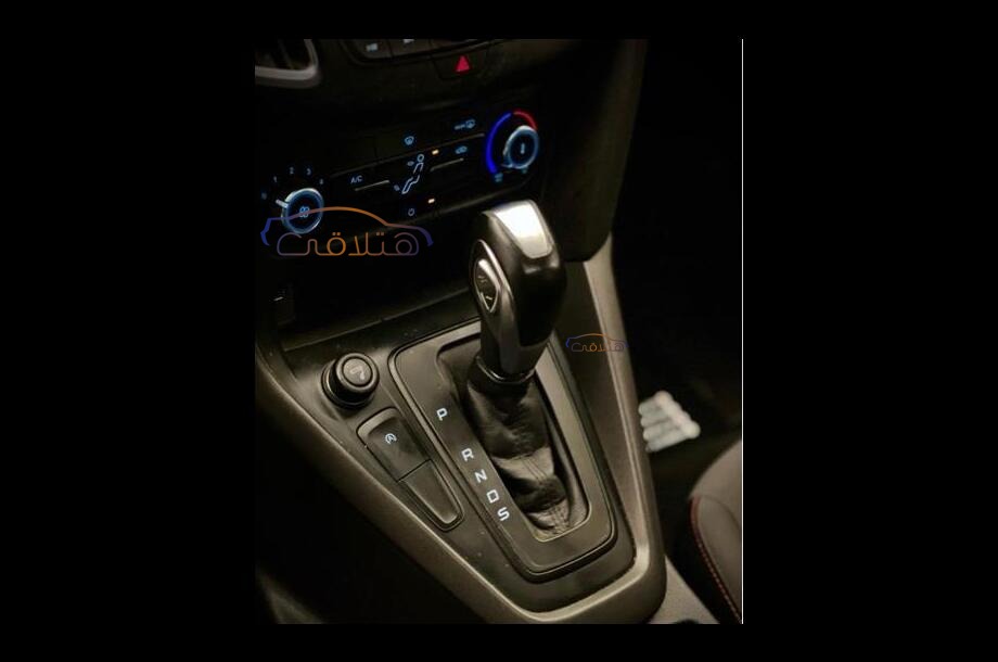 Focus Ford Dark blue