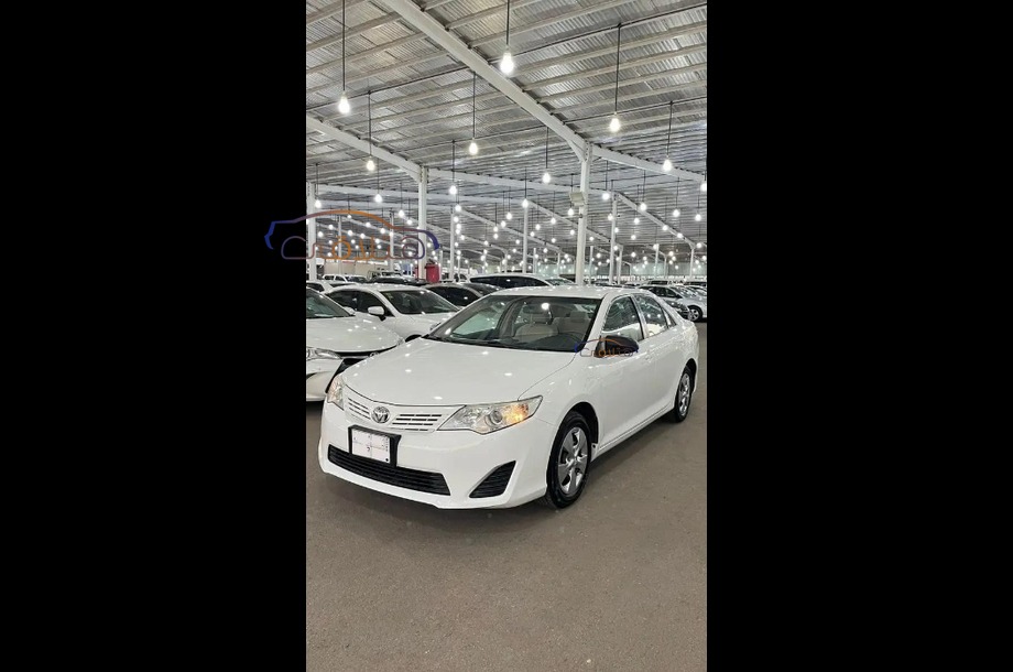 Camry Toyota White