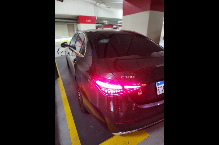 C 180 Mercedes Dark grey