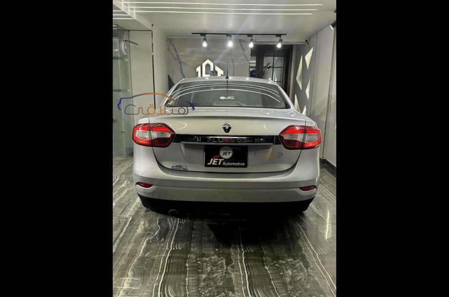 Fluence Renault Silver