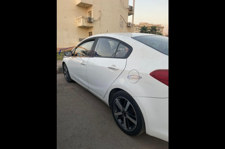 Cerato Kia أبيض