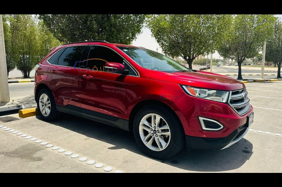 Edge Ford احمر