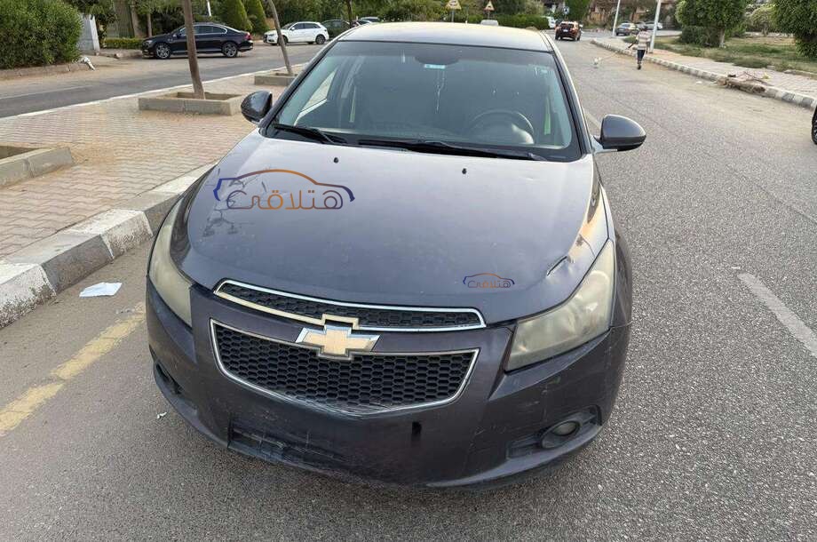 Cruze Chevrolet Gray