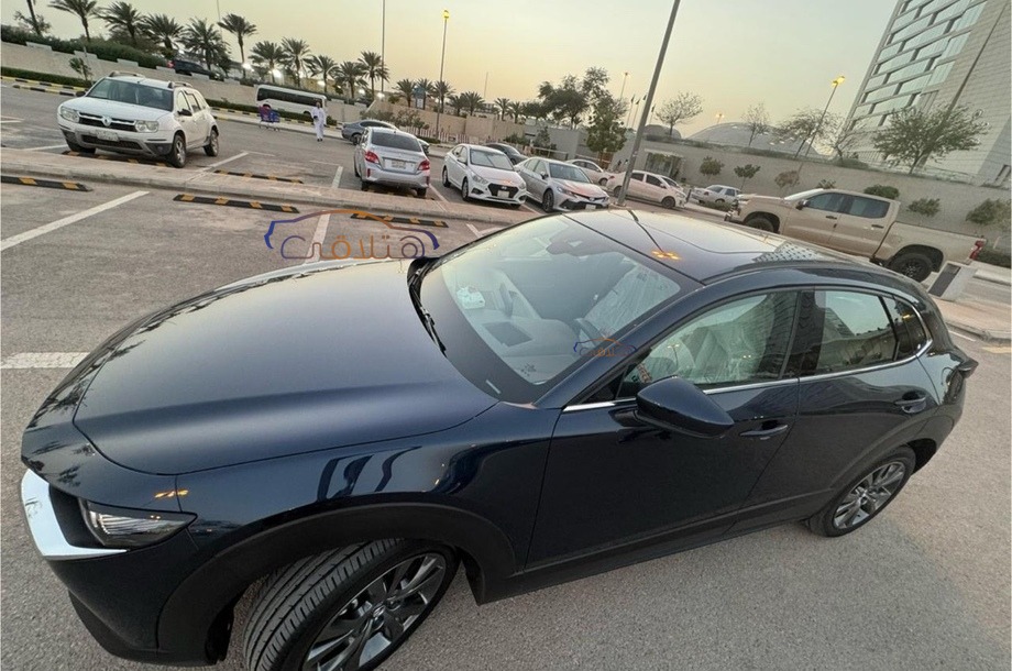 CX 30 Mazda الأزرق الداكن