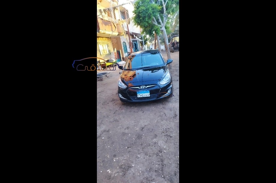 Accent RB Hyundai أسود