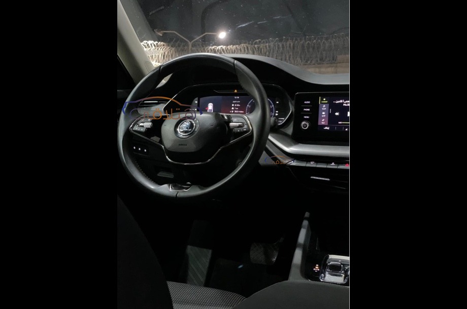 Octavia A8 Skoda فضي