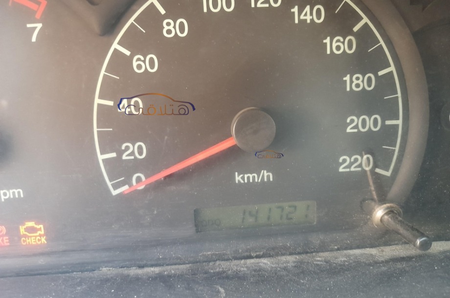 Avante Hyundai فضي