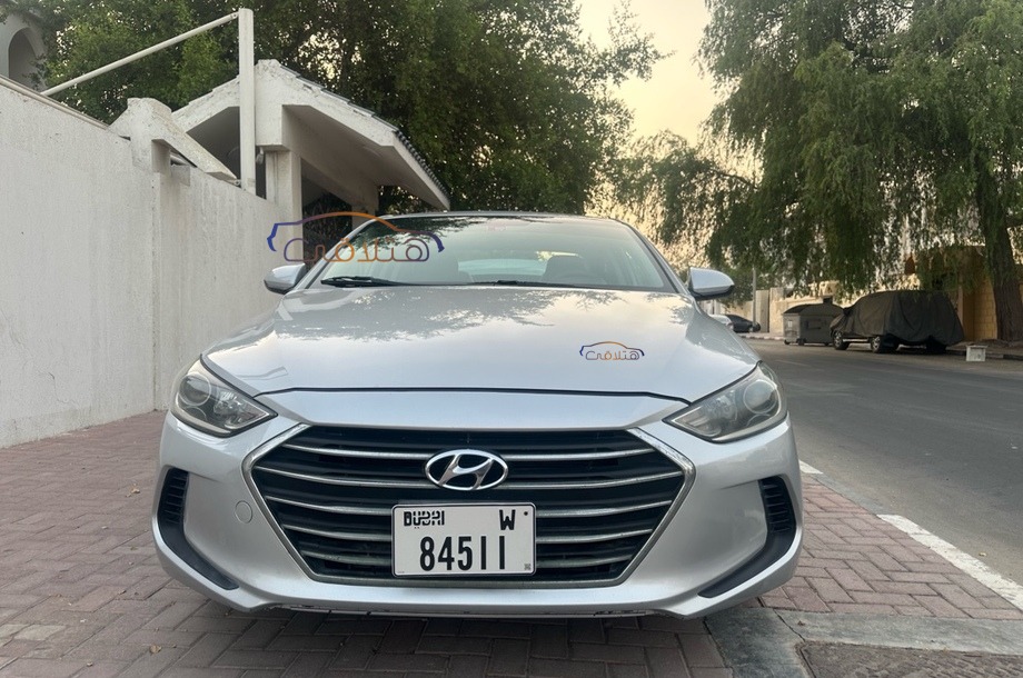 Elantra Hyundai Silver