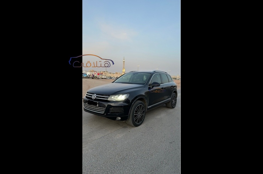 Touareg Volkswagen أسود